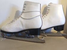 Daoust skates 